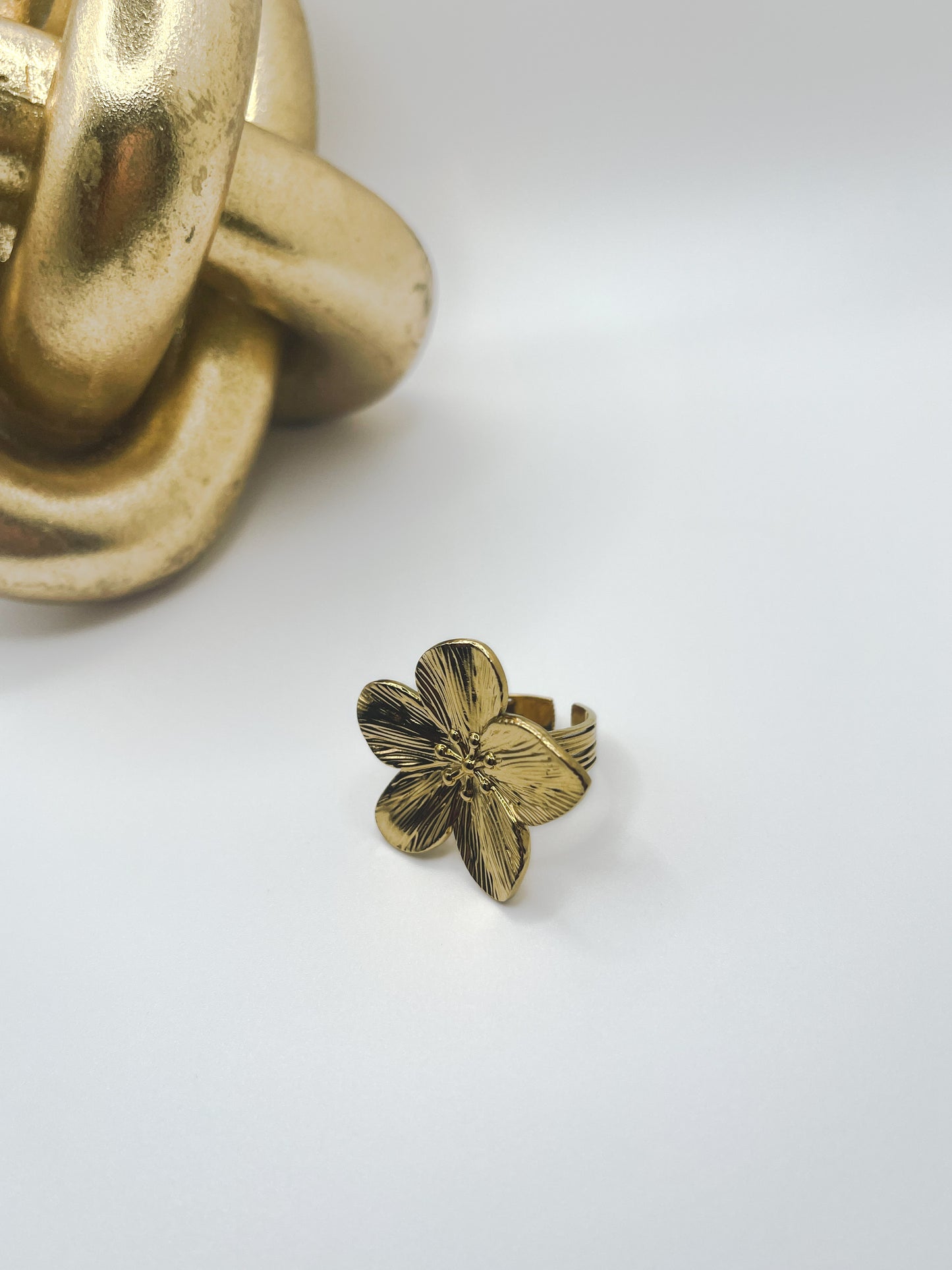 Flowerita Ring