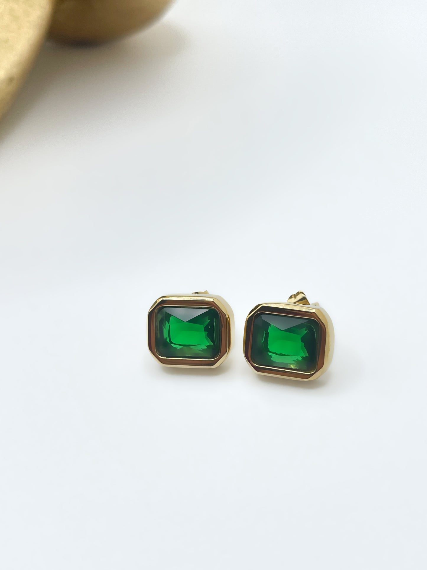 Verde Esmeralda Earrings